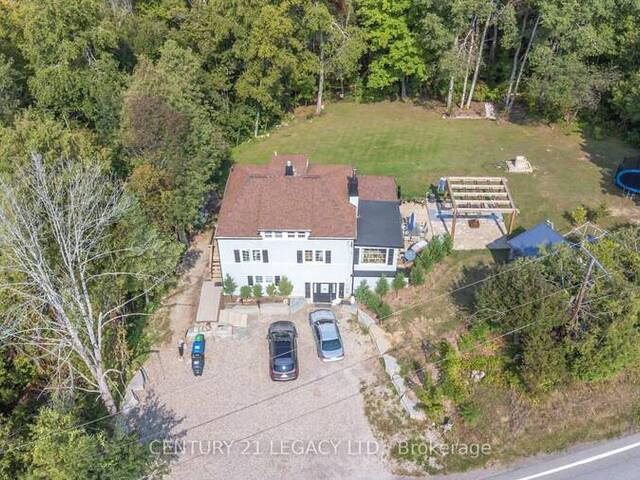 2842 FORKS OF THE CREDIT ROAD Caledon Ontario, L7K 2H5