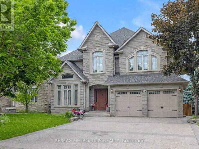 124 PATHLANE ROAD Richmond Hill Ontario, L4B 4R1