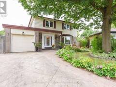 59 WATSON CRESCENT Brampton Ontario, L6W 1E5