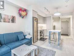 1018 - 10 GIBBS ROAD Toronto Ontario, M9B 0E2