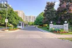 404 - 91 TOWNSGATE DRIVE | Vaughan Ontario | Slide Image One