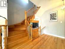 92 BARNWOOD DRIVE | Richmond Hill Ontario | Slide Image Thirteen