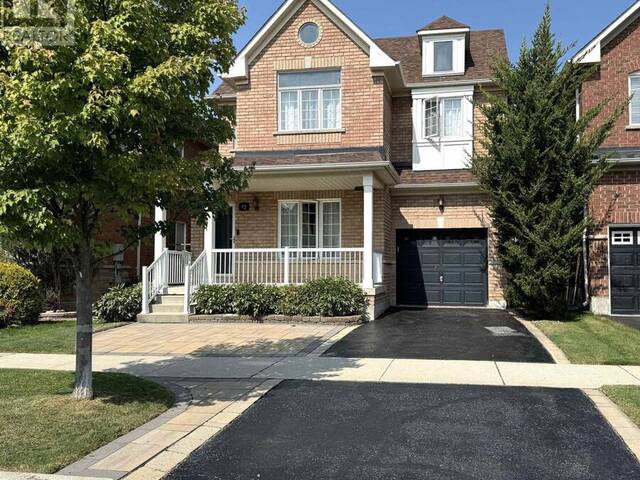 92 BARNWOOD DRIVE Richmond Hill Ontario, L4E 5A2