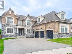 10 GLADYS ROLLING AVENUE East Gwillimbury Ontario, L0G 1M0