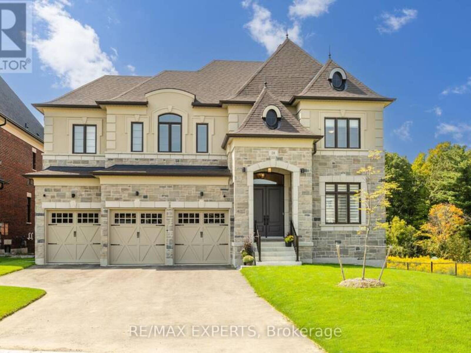 18 ENCLAVE COURT, Vaughan, Ontario L4H 4N6