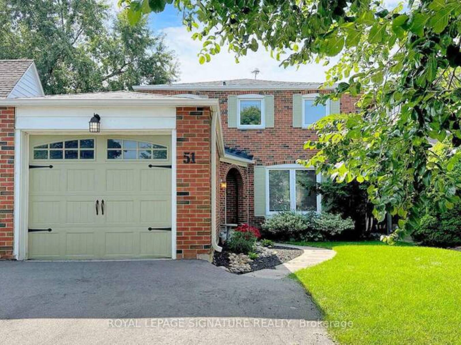 51 DERSINGHAM CRESCENT, Markham , Ontario L3T 4E9