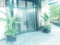 308 - 181 DAVENPORT ROAD Toronto Ontario, M5R 1J1