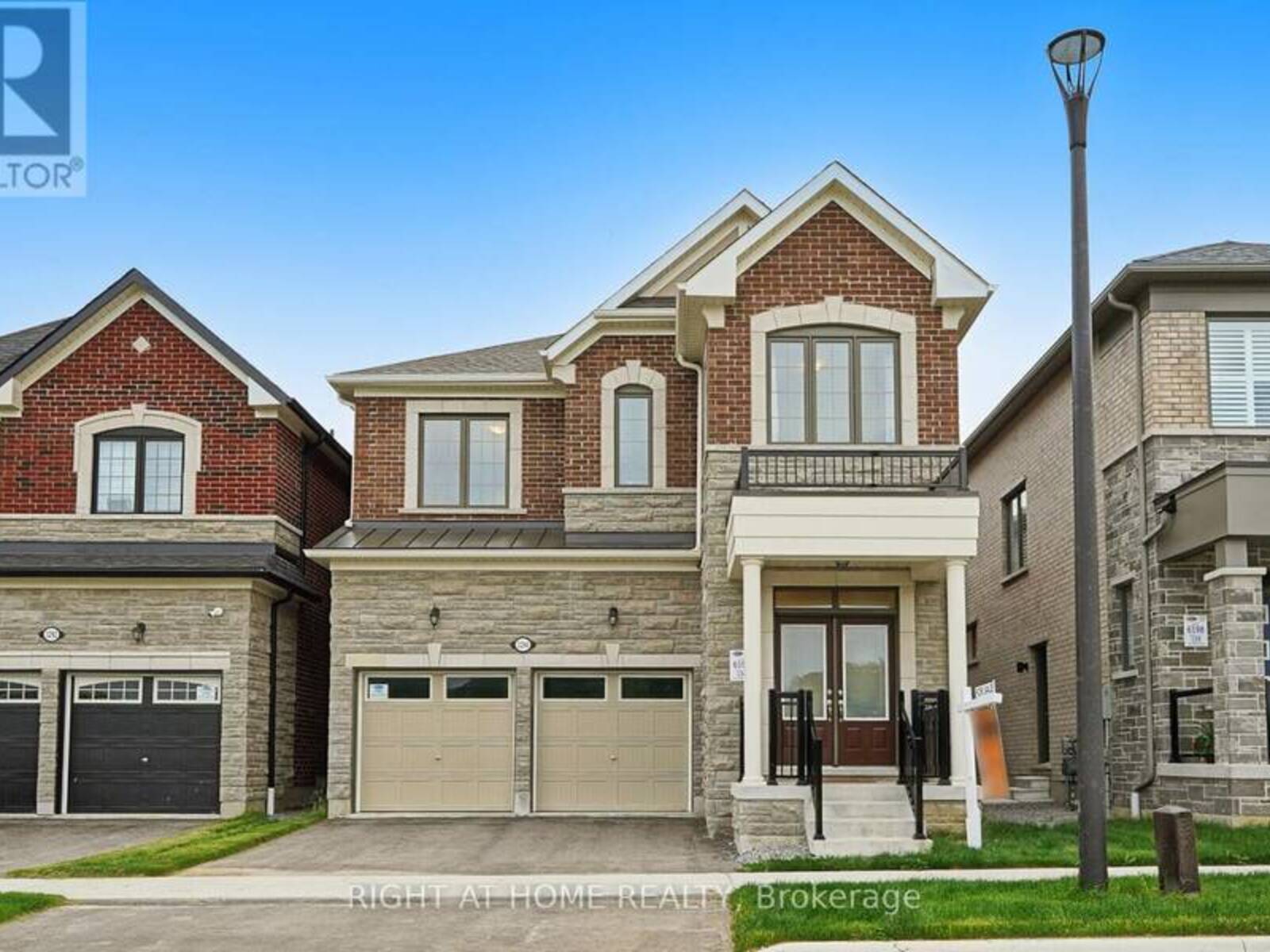 3294 TURNSTONE BOULEVARD, Pickering, Ontario L1X 0M9