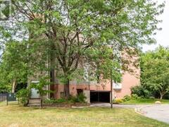 105 - 6 NIAGARA STREET Grimsby Ontario, L3M 5A4