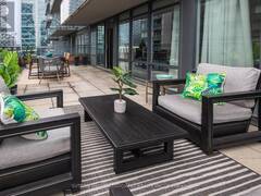 1522 - 4K SPADINA AVENUE Toronto Ontario, M5V 3Y9