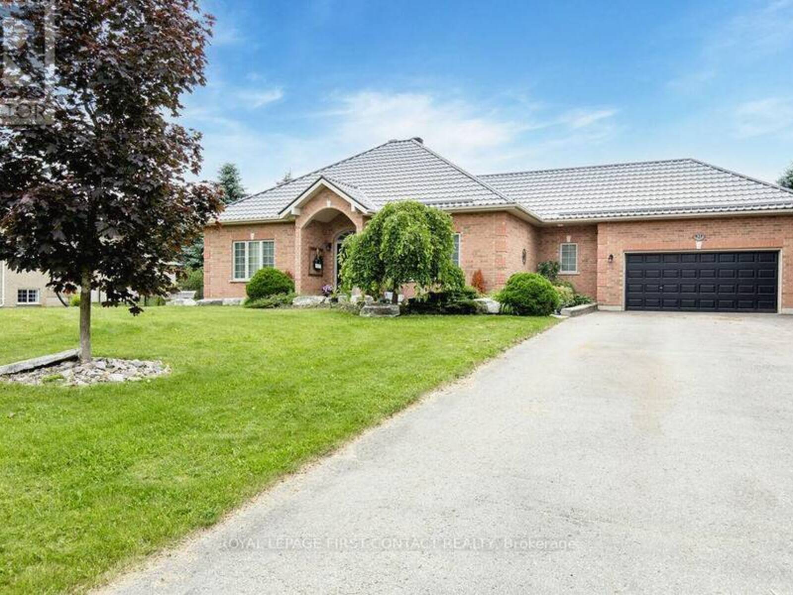 31 VANDERPOST CRESCENT, Essa, Ontario L0L 2N0