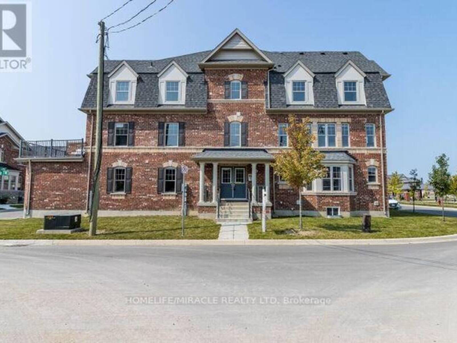 43 FINEGAN CIRCLE, Brampton, Ontario L7A 4Z7