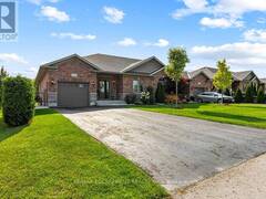 10 BROWN STREET S Minto Ontario, N0G 1M0