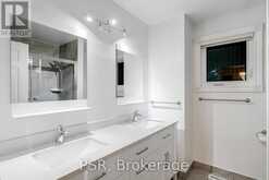 114 RISEBROUGH CIRCUIT | Markham Ontario | Slide Image Sixteen