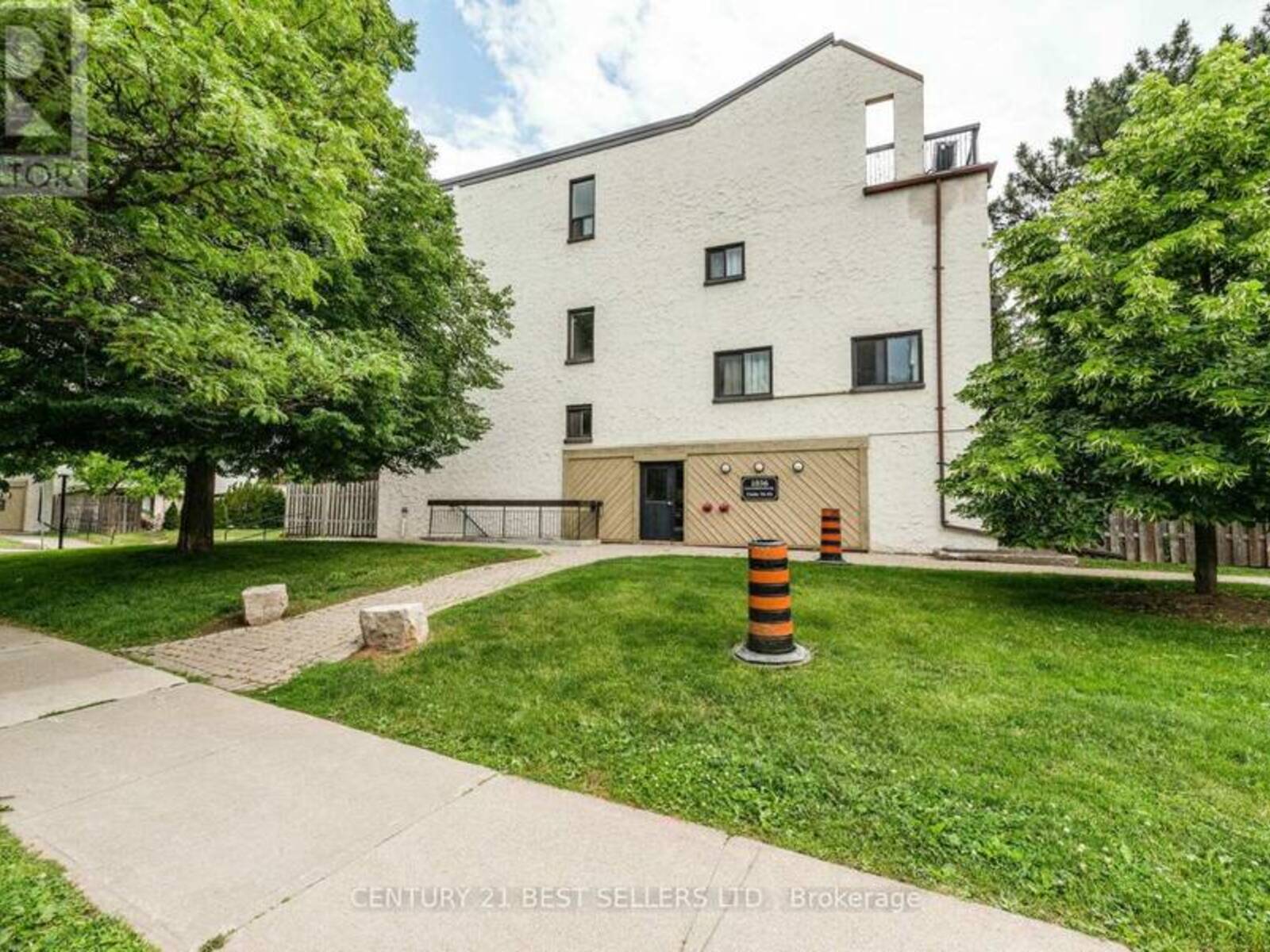 89 - 1036 FALGARWOOD DRIVE, Oakville, Ontario L6H 2P3