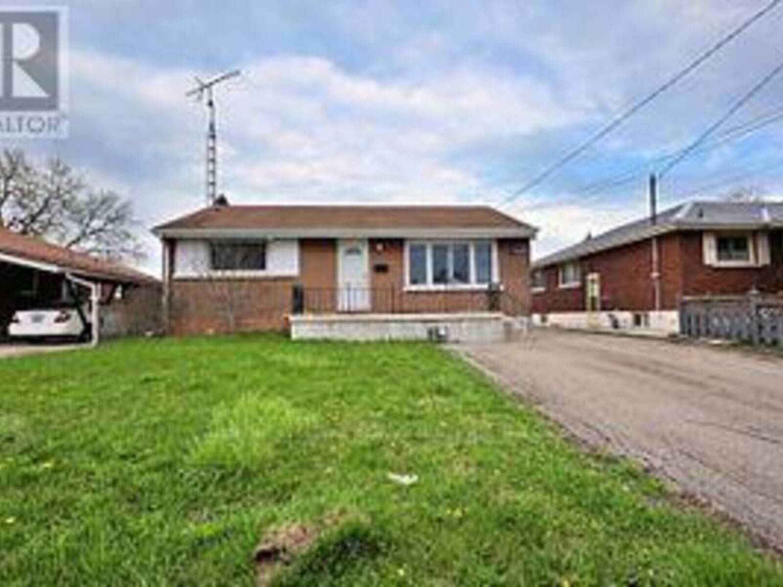 7150 DOUGLAS CRESCENT, Niagara Falls, Ontario L2G 3C4