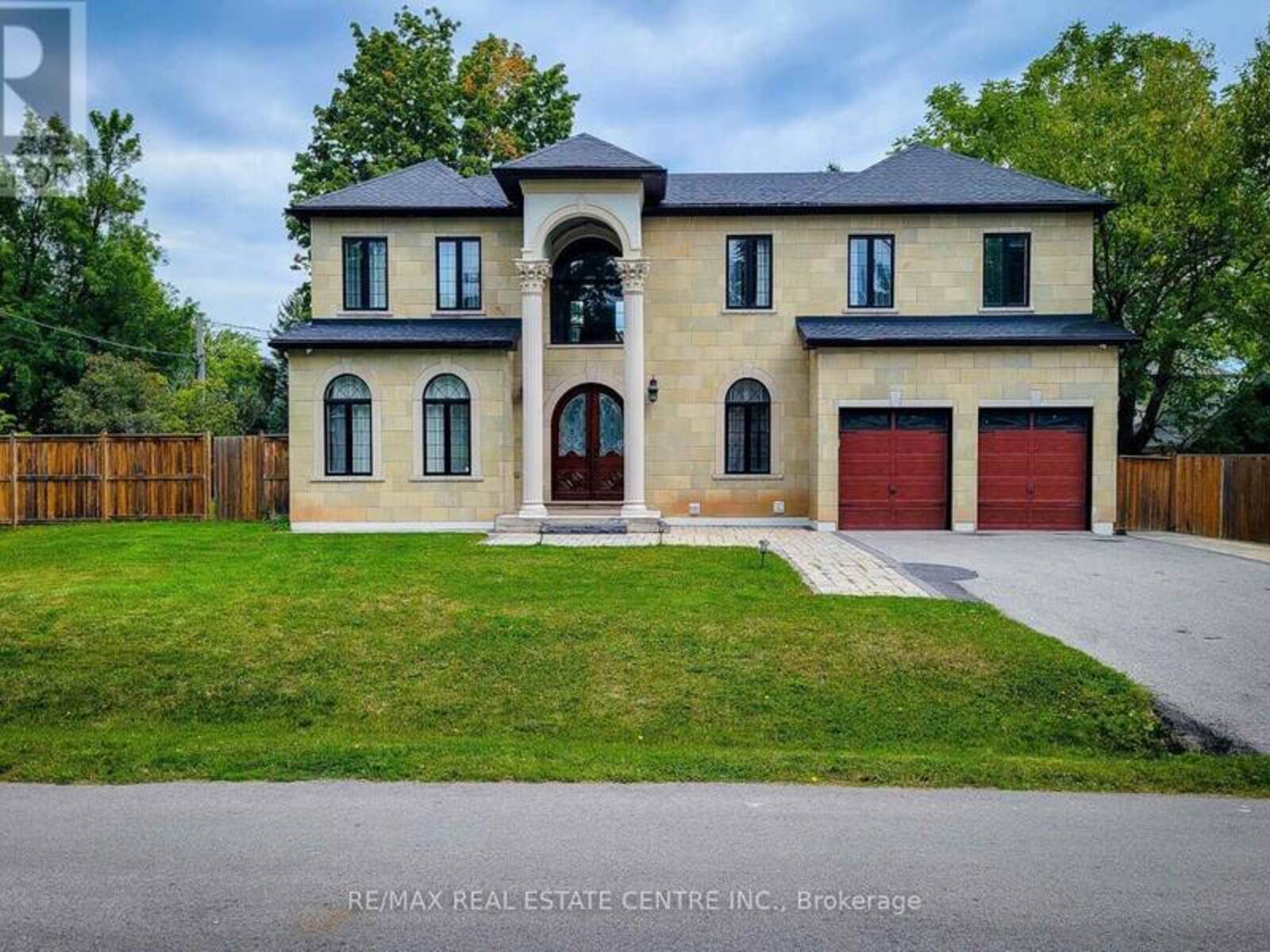 1081 BOMORDA DRIVE, Oakville , Ontario L6H 1Y3