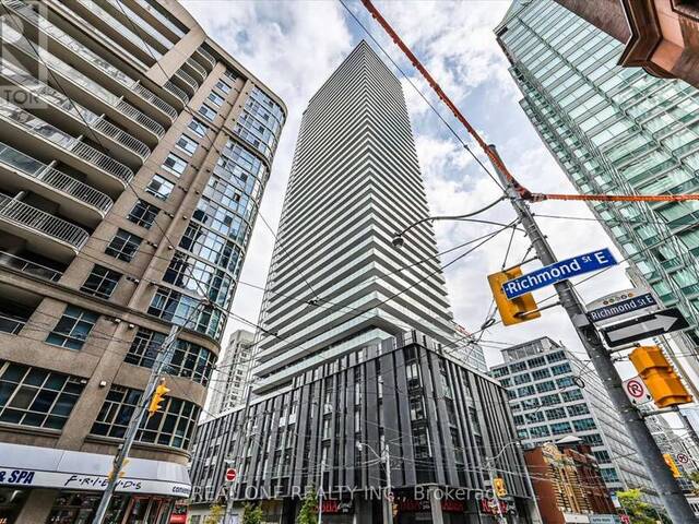 204 - 25 RICHMOND STREET E Toronto Ontario, M5C 0A6