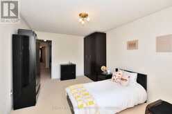 88 PILLAR ROCK CRESCENT | Markham Ontario | Slide Image Nine