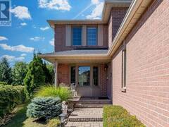 32 NOAKE CRESCENT Ajax Ontario, L1T 3L4