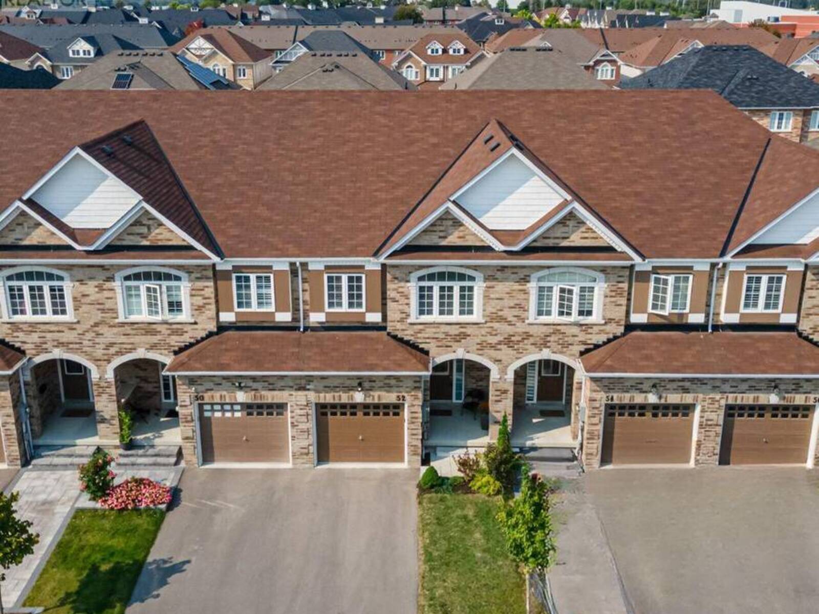 52 JEVONS DRIVE, Ajax, Ontario L1Z 0T6