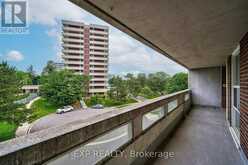 401 - 60 INVERLOCHY BOULEVARD | Markham Ontario | Slide Image Sixteen