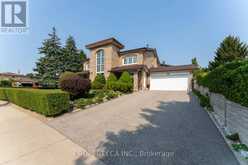 76 WIGWOSS DRIVE | Vaughan Ontario | Slide Image Two