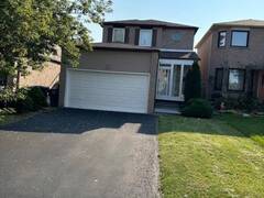 1739 PRINCELEA PLACE Mississauga Ontario, L5M 3R4