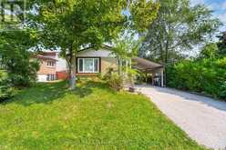 34 MADOC DRIVE | Brampton Ontario | Slide Image One