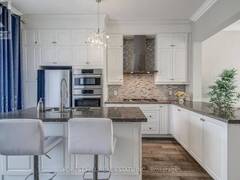 17 ADASKIN AVENUE Vaughan Ontario, L6A 4Z8