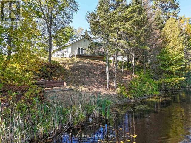 13267 HIGHWAY 17 (6/7) W North Bay Ontario, P1B 8G5 - 2 Bedrooms Waterfront Home For sale