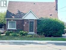 876 WEST 5TH STREET | Hamilton Ontario | Slide Image Two