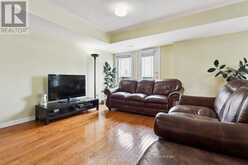 20 - 118 FINCH AVENUE W | Toronto Ontario | Slide Image Four