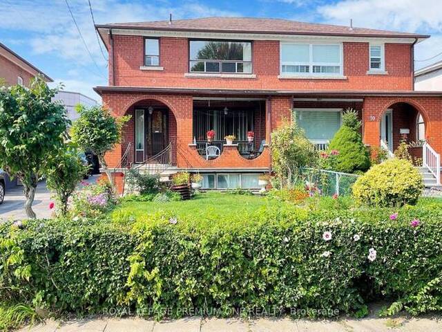 68 MULHOLLAND AVENUE Toronto Ontario, M6A 2S3