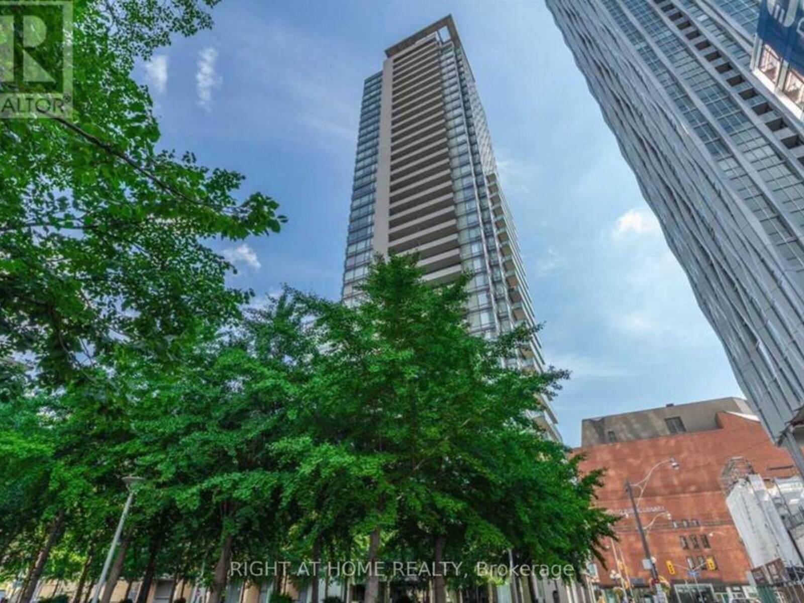 3404 - 18 YORKVILLE AVENUE, Toronto, Ontario M4W 3Y8