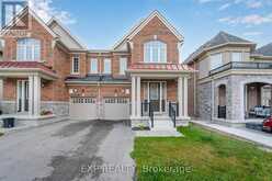 32 RICHARD BOYD DRIVE | East Gwillimbury Ontario | Slide Image One