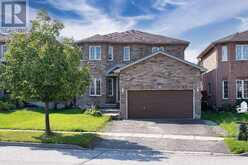 181 COUNTRY LANE | Barrie Ontario | Slide Image One