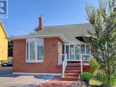 15 IVORDALE CRESCENT Toronto Ontario, M1R 2W5