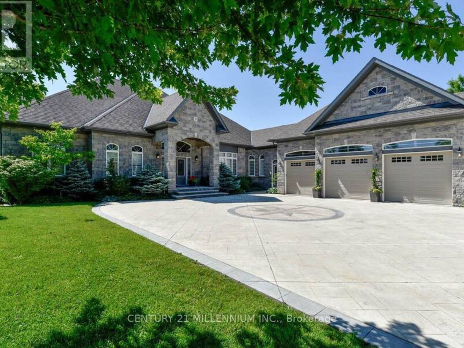 3 CASTLEWOOD COURT, Caledon, Ontario L7K 0C1