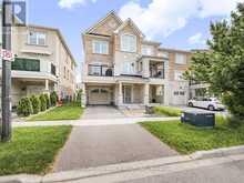 83 MINLOW WAY | Aurora Ontario | Slide Image One