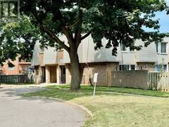 149 - 17 OLD PINE TRAIL St. Catharines Ontario, L2M 6P9