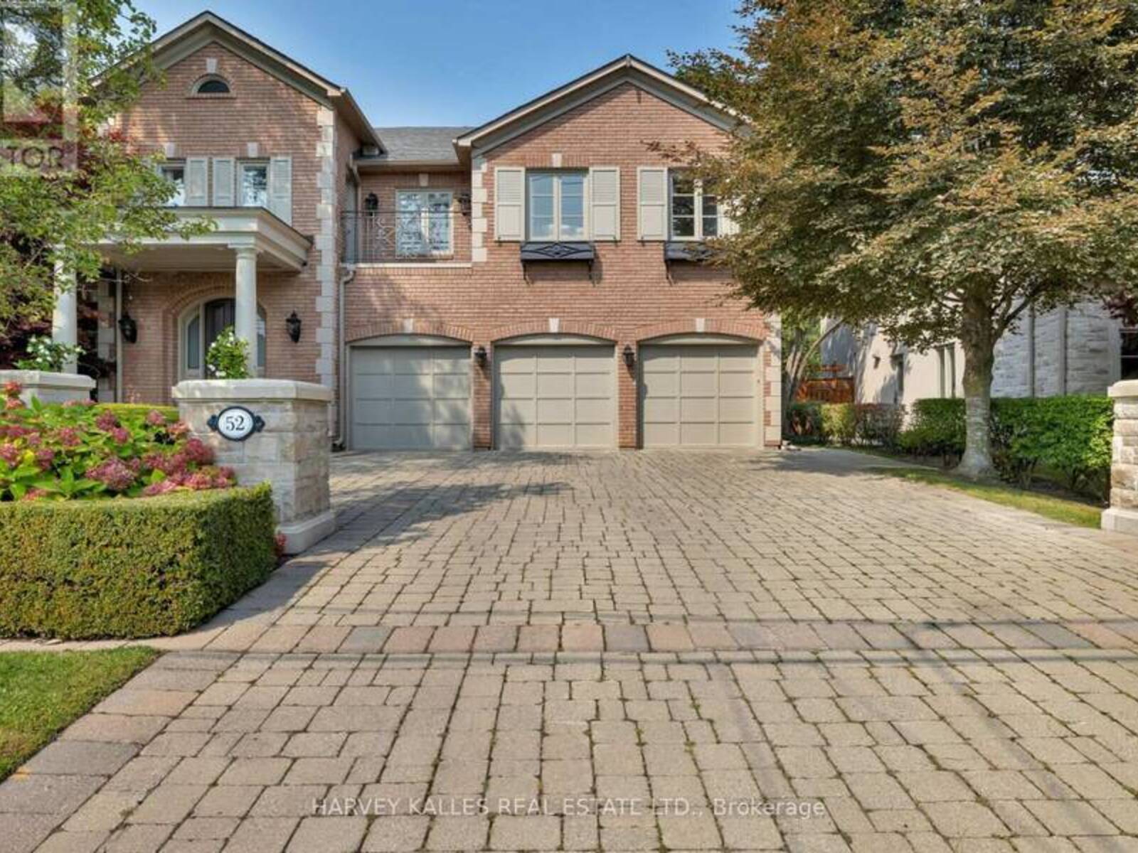 52 BERKINDALE DRIVE, Toronto, Ontario M2L 1Z8