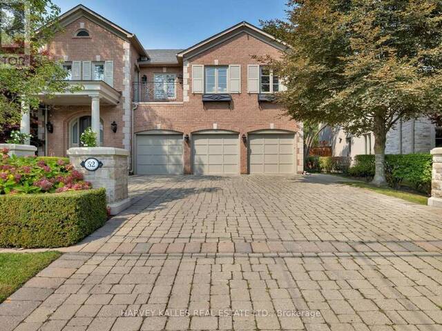 52 BERKINDALE DRIVE Toronto Ontario, M2L 1Z8