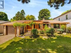 22 KESTELL LANE Toronto Ontario, M3A 2Z1