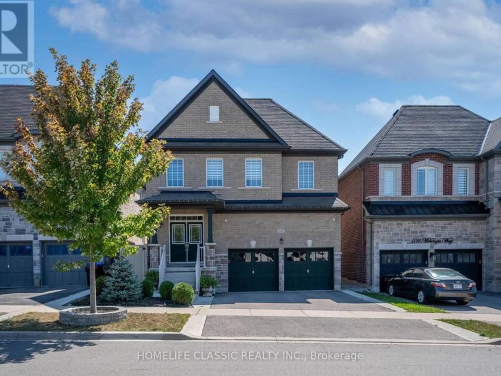 105 MCKENZIE WAY, Bradford West Gwillimbury, Ontario L3Z 4G6