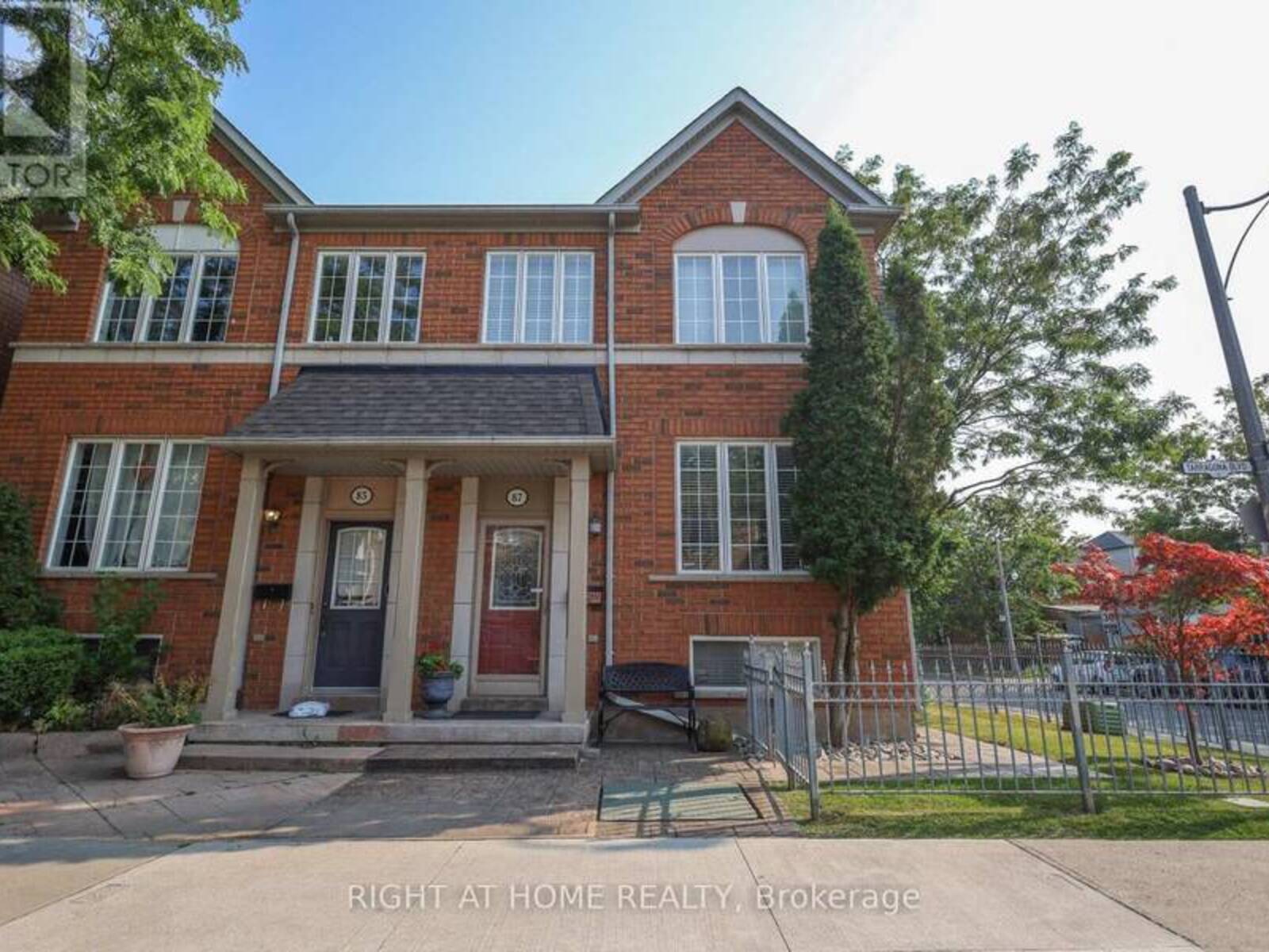 87 TARRAGONA BOULEVARD, Toronto, Ontario M6N 5C2