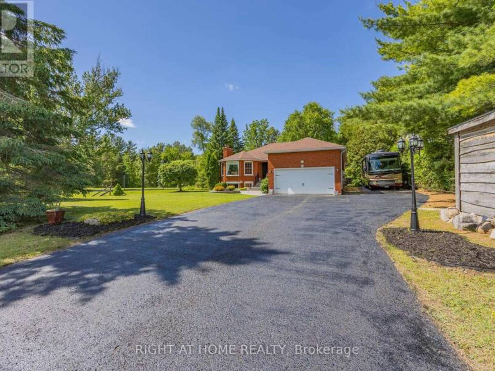 1108 GOSHEN ROAD, Alcona, Ontario L9S 2M5