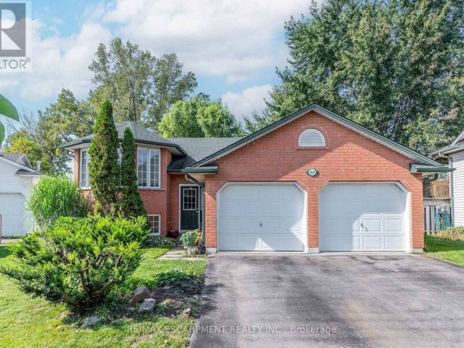 817 WOODSIDE COURT, Fort Erie, Ontario L2A 6R5