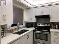 1703 - 5418 YONGE STREET Toronto Ontario, M2N 6X4