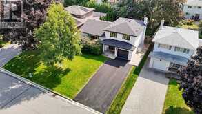 25 SILVER ASPEN DRIVE | Markham Ontario | Slide Image Two